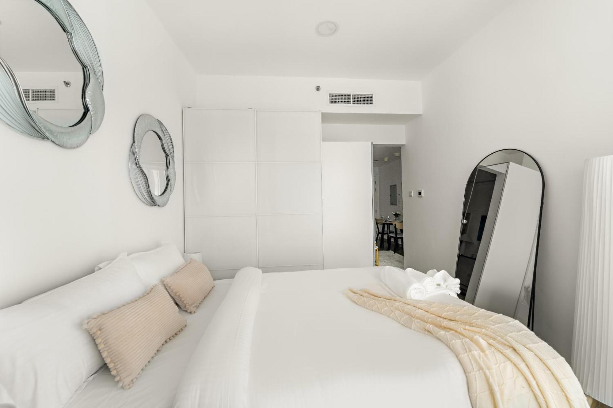 Apartment Bright In Gate 2